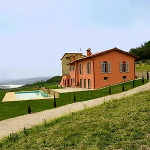 Vakantieboerderij Rimaggiori Country Home & Restaurant